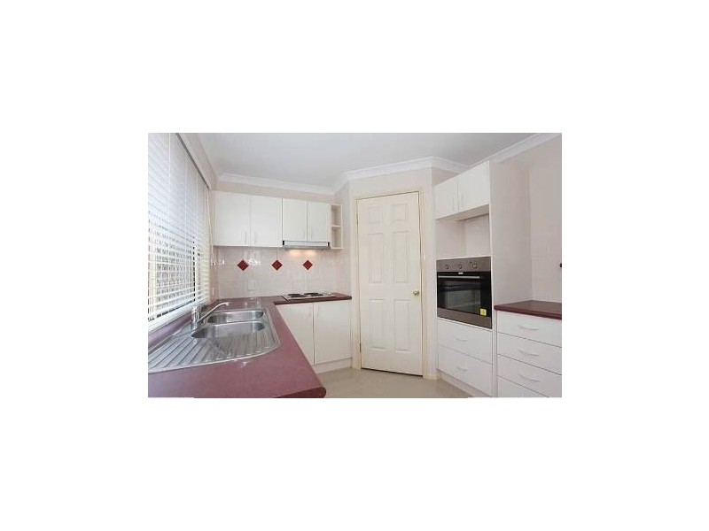 48 Gleneagles Crescent, Oxley QLD 4075