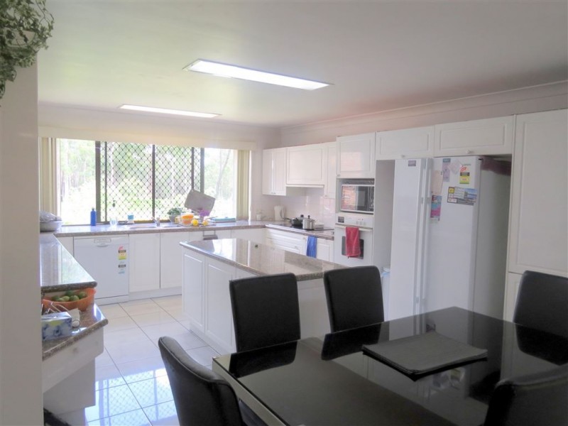196 Ritchie Road, Pallara QLD 4110