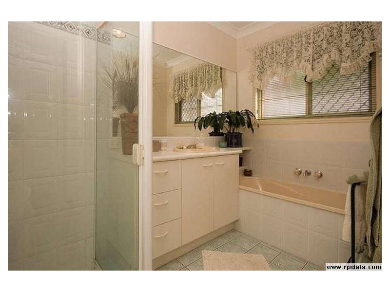 Forest Lake QLD 4078