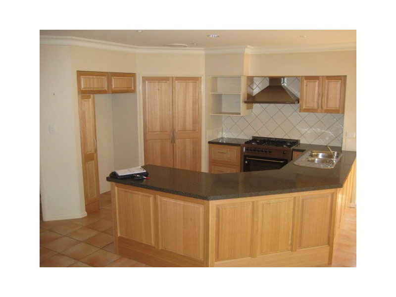 Forest Lake QLD 4078