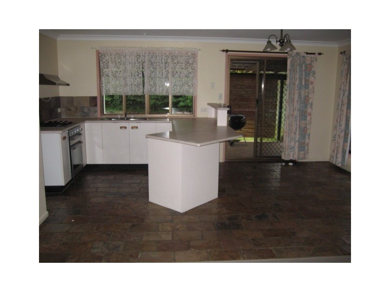 68 Clarendon Cct, Forest Lake QLD 4078