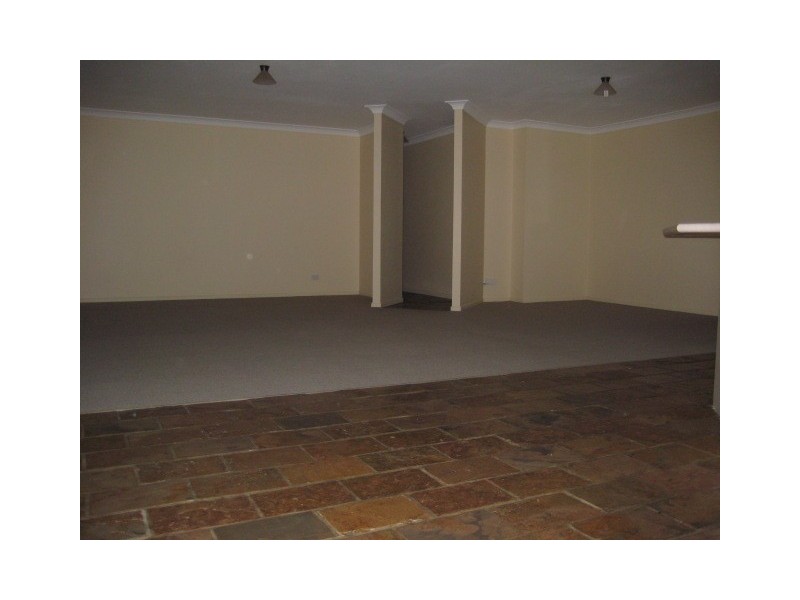 68 Clarendon Cct, Forest Lake QLD 4078