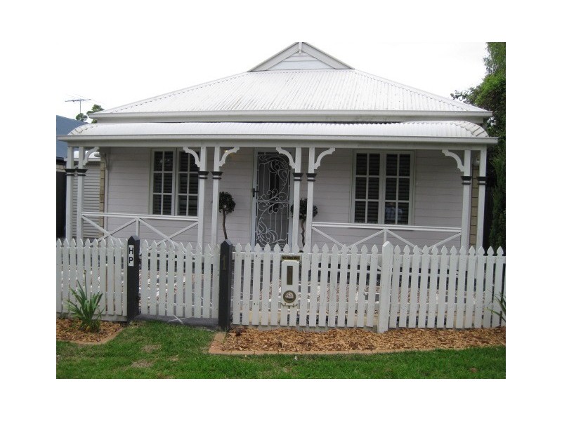 1 Mapleton, Forest Lake QLD 4078