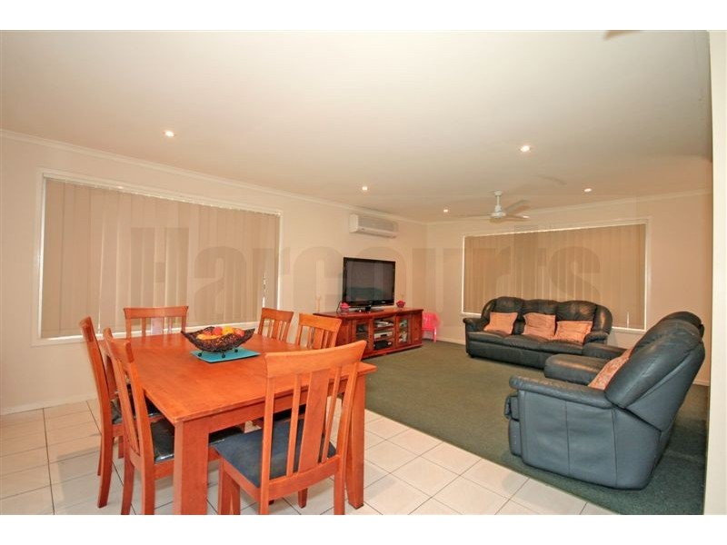 Regents Park QLD 4118