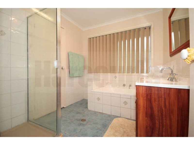 Regents Park QLD 4118