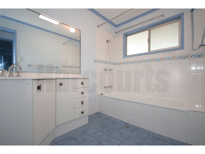 46 Hakari Street, Crestmead QLD 4132