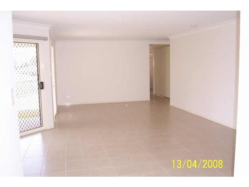 Regents Park QLD 4118
