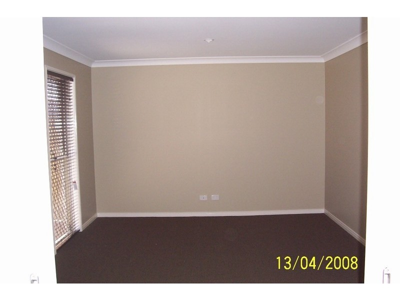 Regents Park QLD 4118