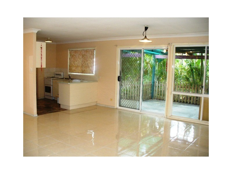 Regents Park QLD 4118
