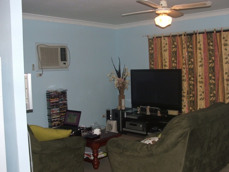 Crestmead QLD 4132