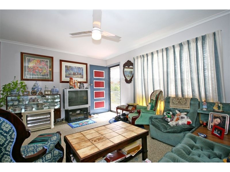 Crestmead QLD 4132