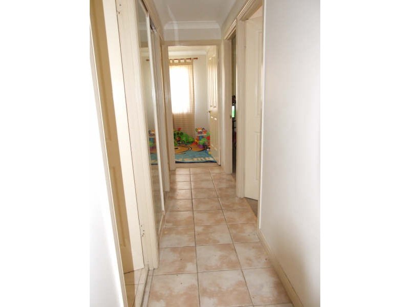 Hillcrest QLD 4118
