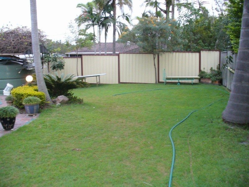 36 Oakdale St, Browns Plains QLD 4118