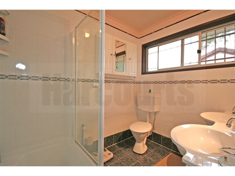 36 Oakdale St, Browns Plains QLD 4118