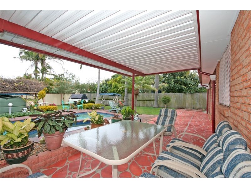 36 Oakdale St, Browns Plains QLD 4118