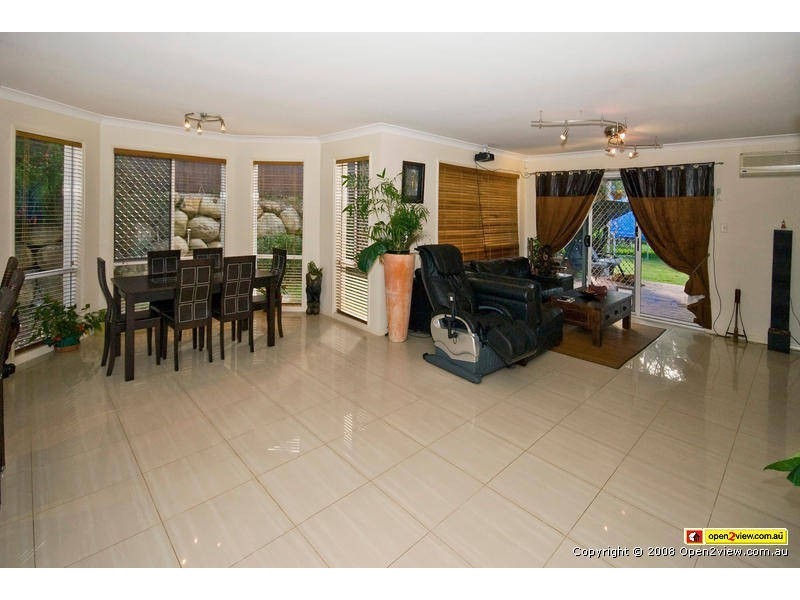 18 Hume St, Drewvale QLD 4116