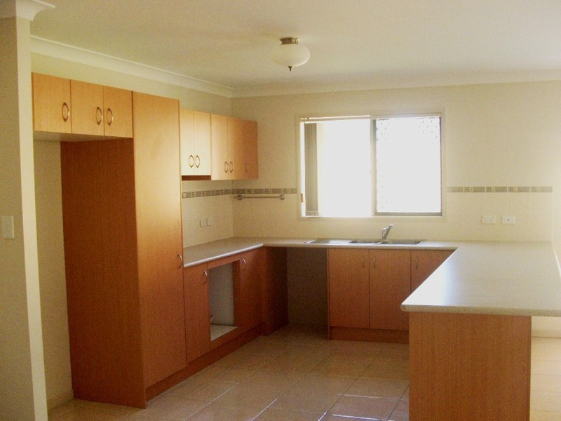 21 Moxey St, Marsden QLD 4132