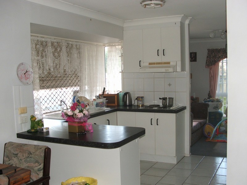41 Haldham Cr, Regents Park QLD 4118