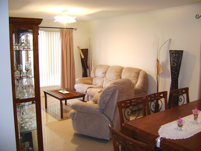 Regents Park QLD 4118