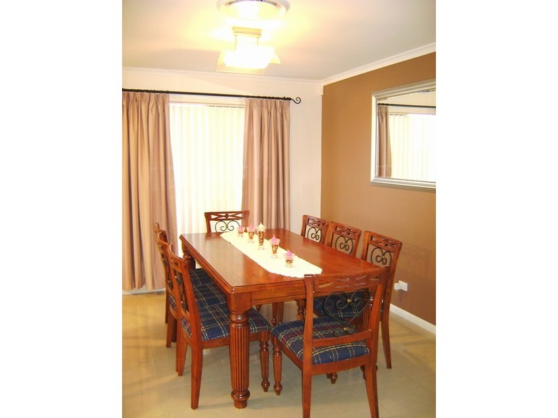 Regents Park QLD 4118