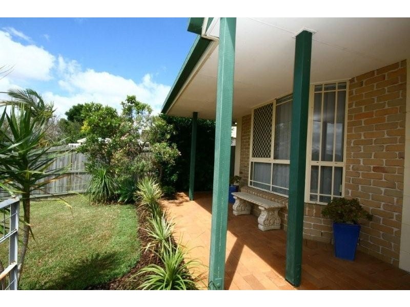 15 Barcoo ct, Hillcrest QLD 4118