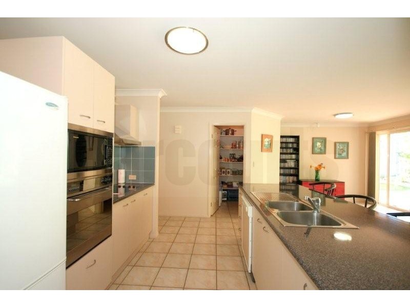 82 Boulia St, Greenbank QLD 4124