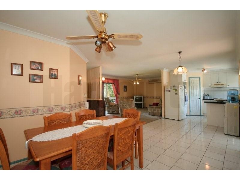 7 Calluna ct, Regents Park QLD 4118