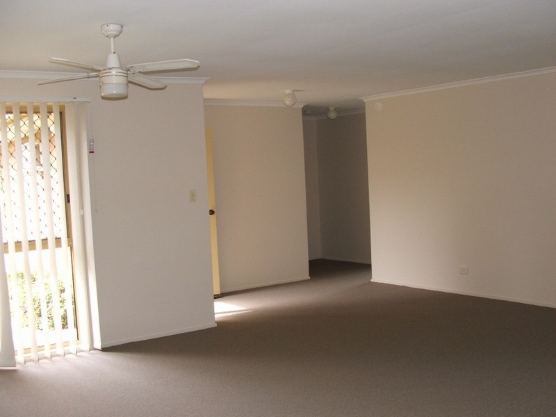 9 Diamantina St, Hillcrest QLD 4118