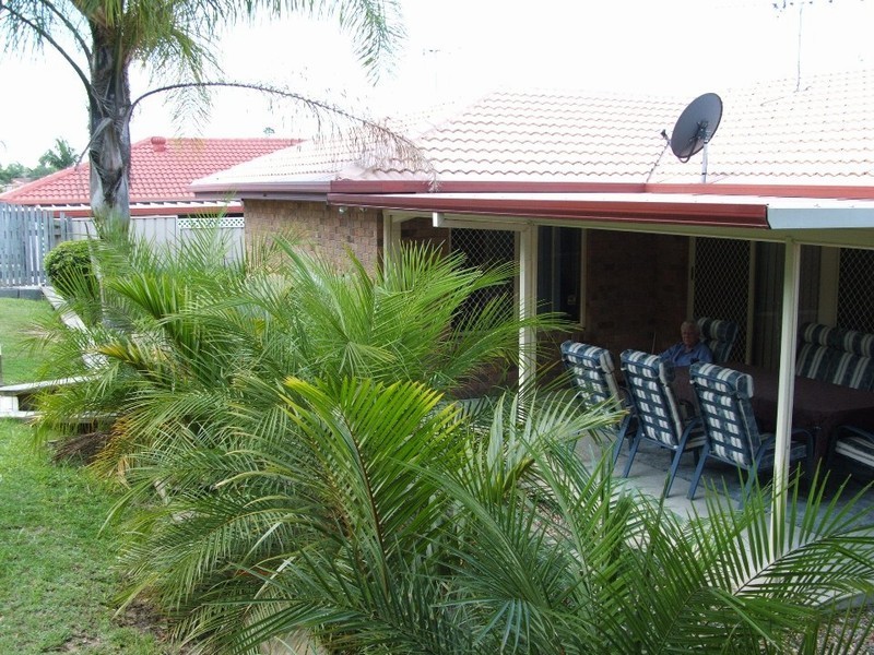 207 Waller Road, Regents Park QLD 4118