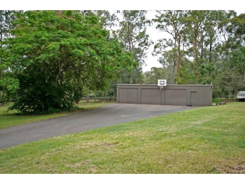 11 Jacaranda Ave, Boronia Heights QLD 4124