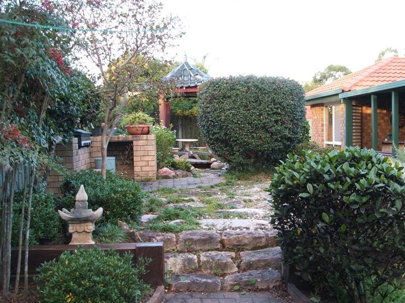49 Haldham Cresent, Regents Park QLD 4118