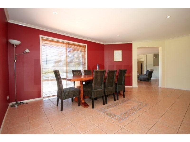 55 Gracelands Dr, North Maclean QLD 4280