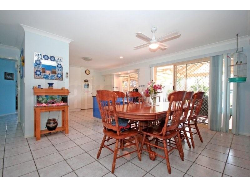 Regents Park QLD 4118