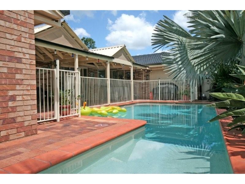 Regents Park QLD 4118