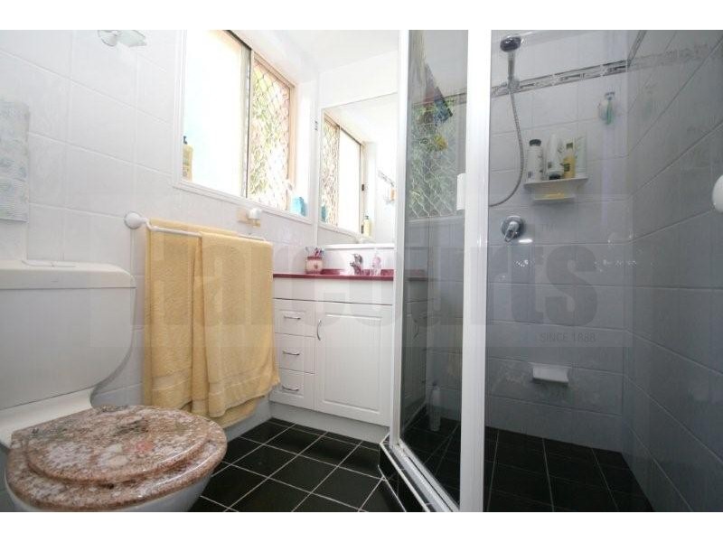 Regents Park QLD 4118