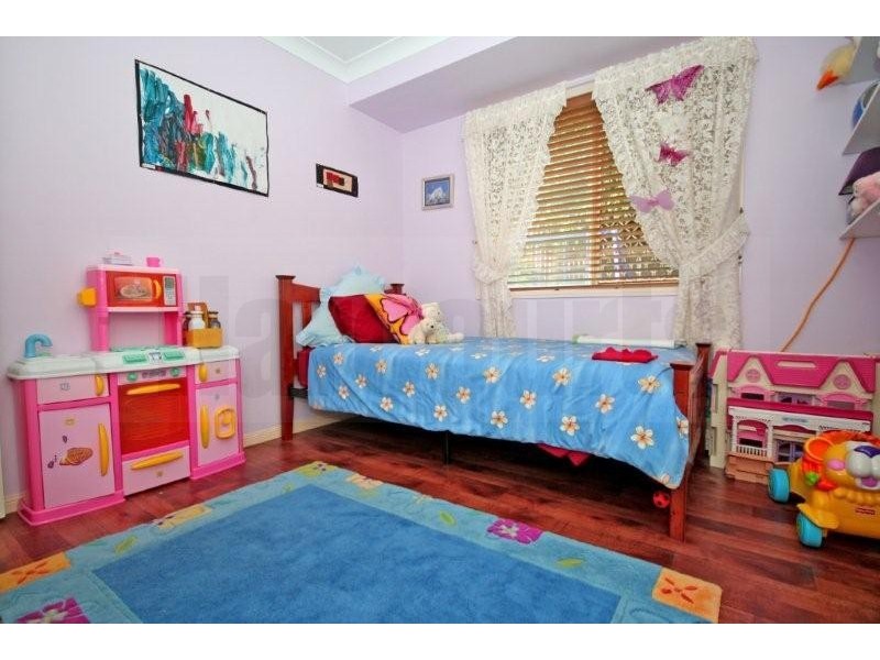 Regents Park QLD 4118