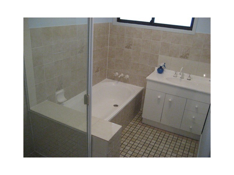 40 Royena Ct, Crestmead QLD 4132