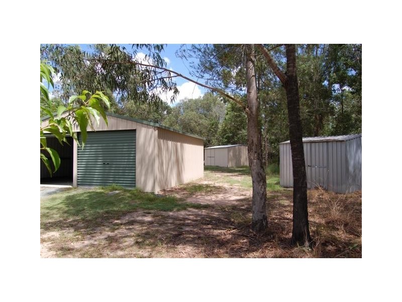 18 Leanne Ct, Greenbank QLD 4124