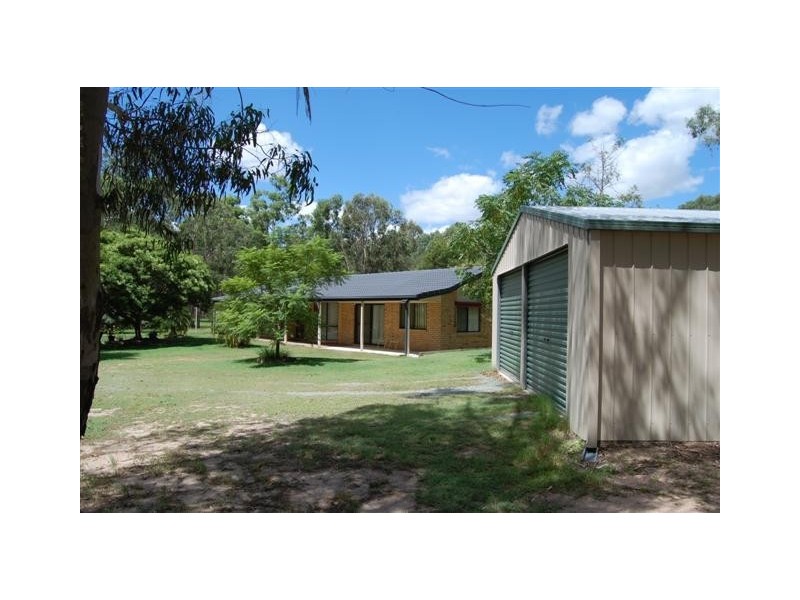 18 Leanne Ct, Greenbank QLD 4124