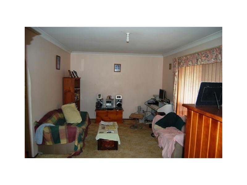 12 Cosway St, Hillcrest QLD 4118