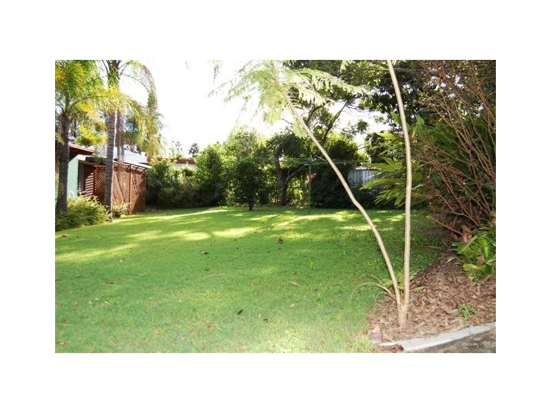 12 Cosway St, Hillcrest QLD 4118