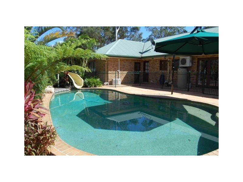 8-10 Priory Pl, Forestdale QLD 4118