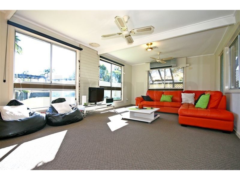 54 Sherwood Dr, Browns Plains QLD 4118