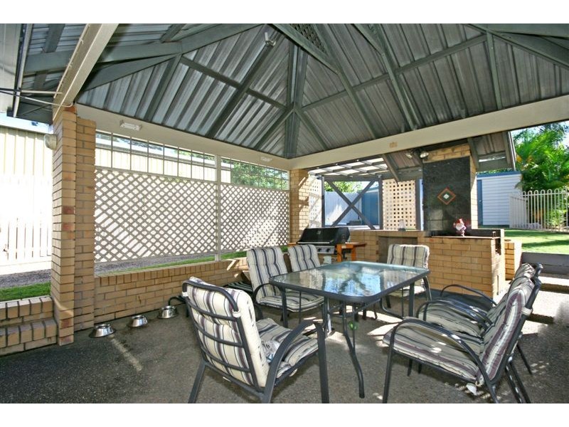 54 Sherwood Dr, Browns Plains QLD 4118