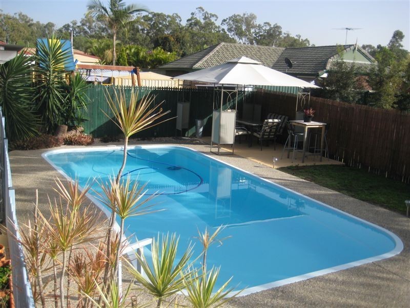 11 Murrumbidgee St, Hillcrest QLD 4118