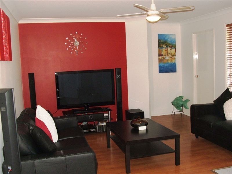 11 Murrumbidgee St, Hillcrest QLD 4118