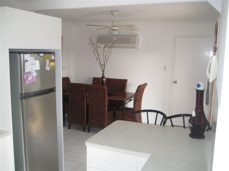 11 Murrumbidgee St, Hillcrest QLD 4118