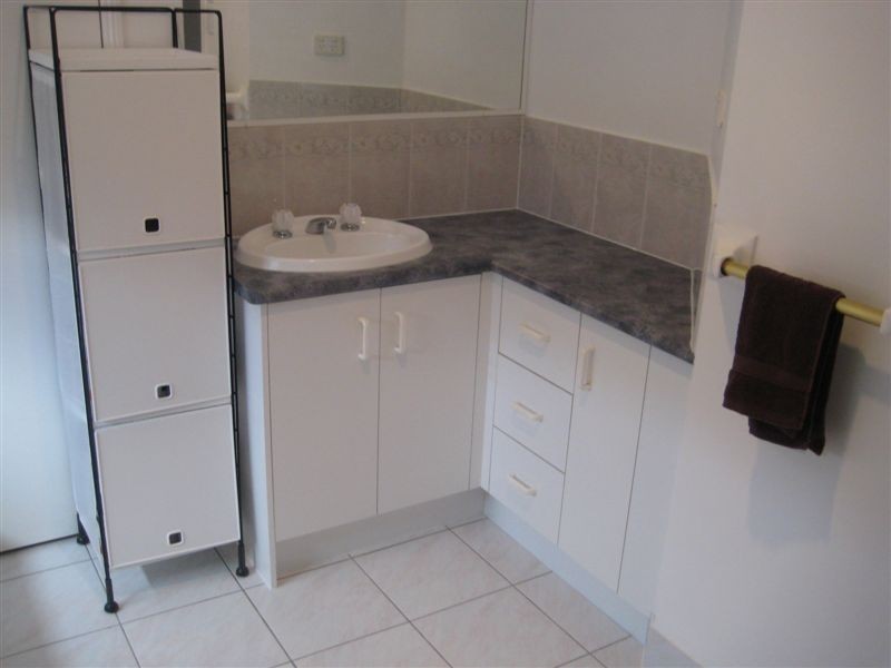 11 Murrumbidgee St, Hillcrest QLD 4118