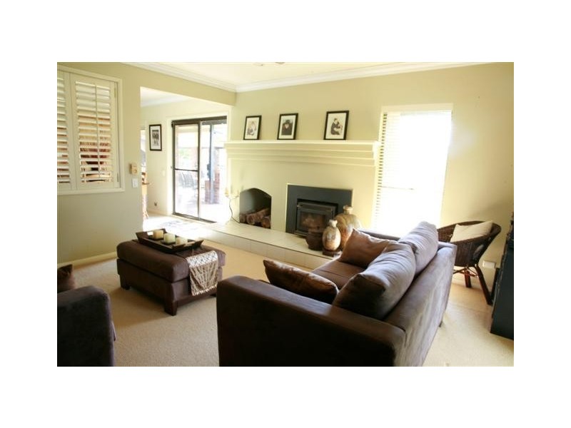 64 Noffke Ct, Logan Reserve QLD 4133