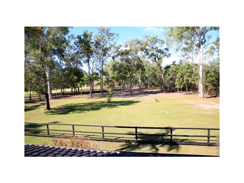 64 Noffke Ct, Logan Reserve QLD 4133